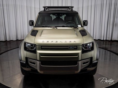 Used 2021 Land Rover Defender 110 X-Dynamic HSE image 3