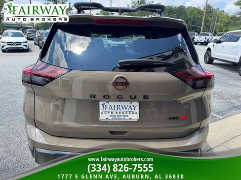 Used 2025 Nissan Rogue SV w/ Rock Creek Premium Package AWD/4WD image 7