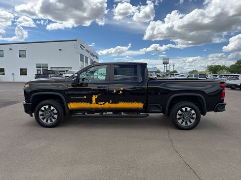 Used 2021 Chevrolet Silverado 2500 LTZ w/ Carhartt Edition AWD/4WD image 30