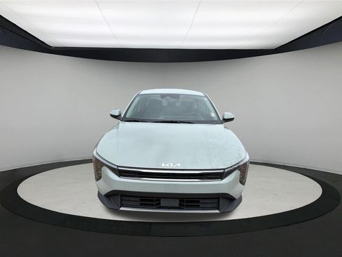 Used 2025 Kia K4 EX FWD image 2