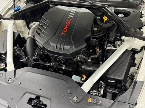 Used 2019 Kia Stinger GT2 image 49