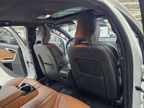 Used 2015 Volvo S60 T6 Platinum image 22