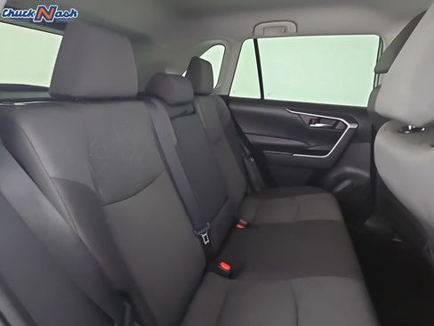 Used 2021 Toyota RAV4 XLE FWD image 31