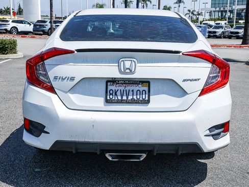 Used 2019 Honda Civic Sport image 6
