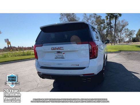 Certified 2025 GMC Yukon AT4 AWD/4WD image 12