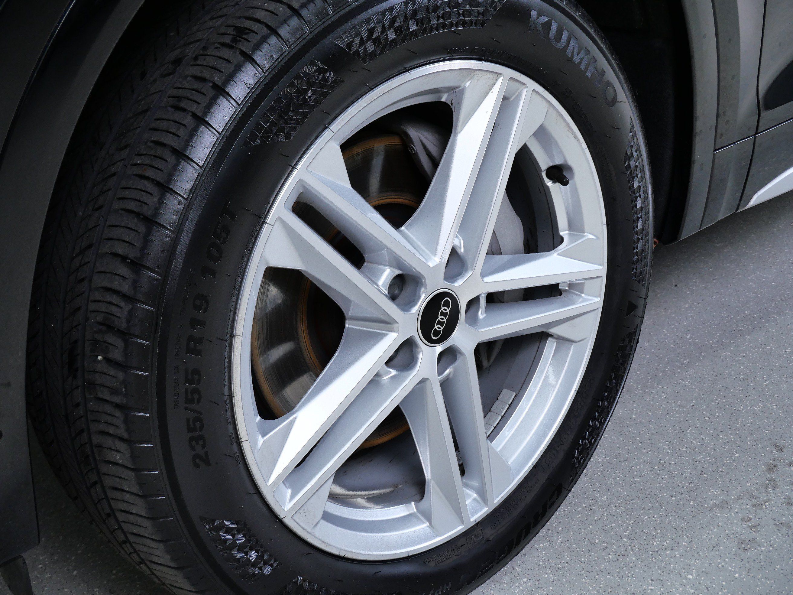 Used 2024 Audi Q5 e Premium AWD/4WD image 13