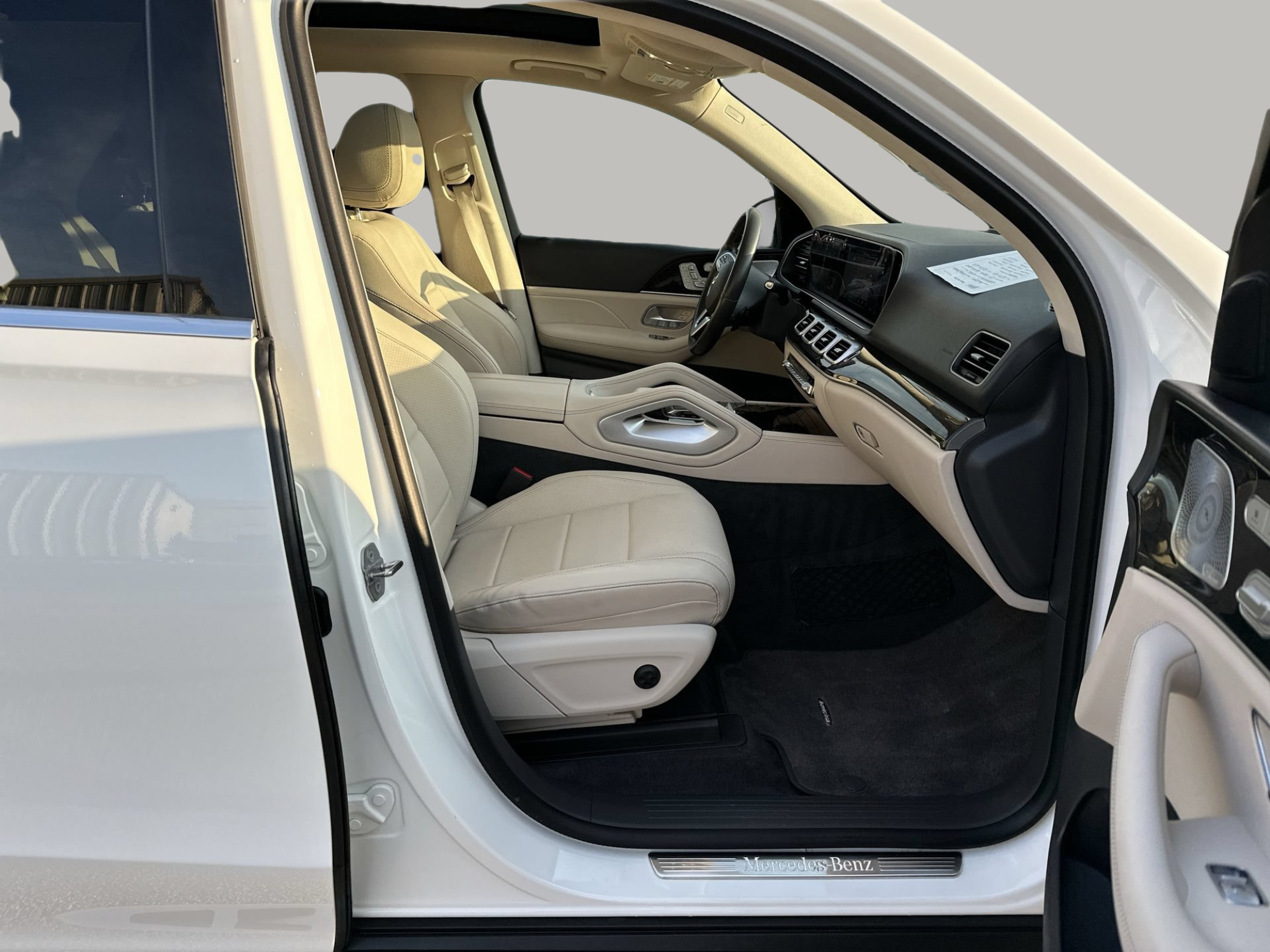 Used 2020 Mercedes-Benz GLE 350 image 25