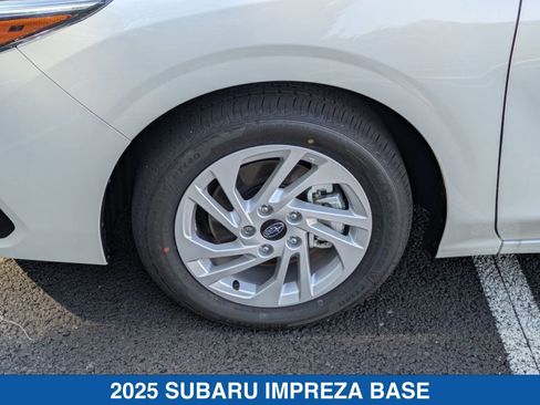 Certified 2025 Subaru Impreza 2.0i image 11