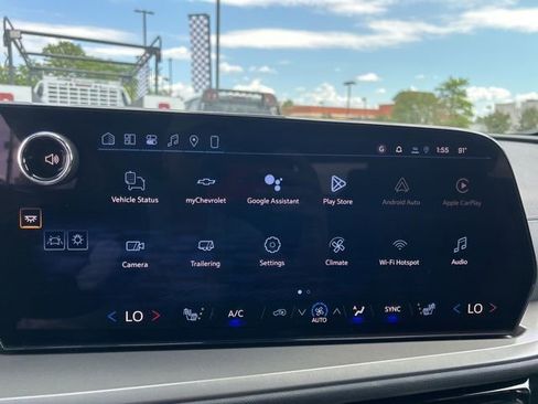 New 2026 Chevrolet Traverse LT w/ Midnight/Sport Edition FWD image 23