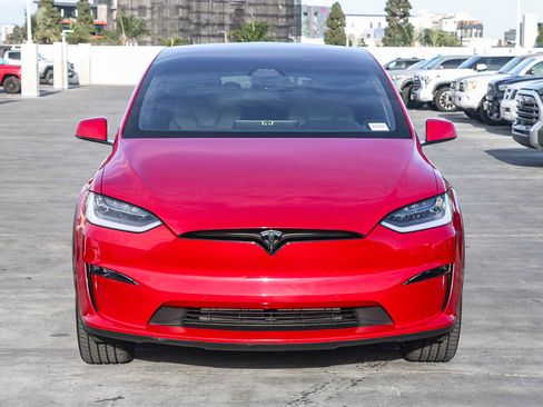 Used 2022 Tesla Model X Plaid image 2