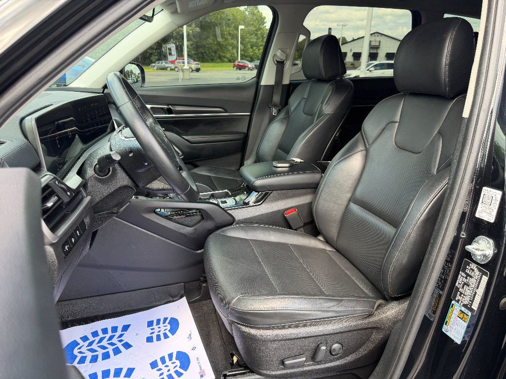 Used 2024 Kia Telluride S w/ S Sunroof Package FWD image 38
