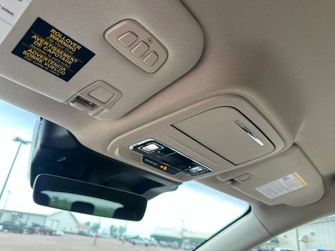 Used 2023 Lincoln Corsair AWD w/ Equipment Group 101A image 19