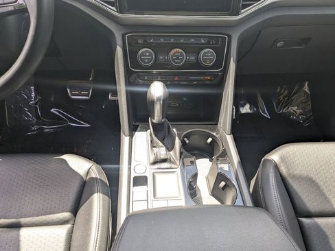 Used 2019 Volkswagen Atlas SEL R-Line FWD image 7
