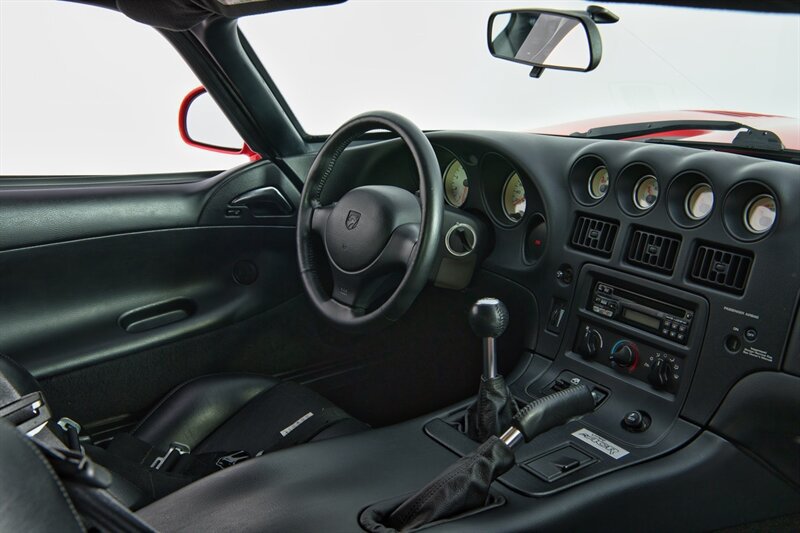 Used 2002 Dodge Viper GTS RWD image 36