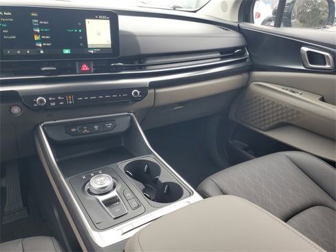 New 2026 Kia Carnival LXS image 13