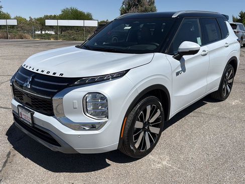 New 2026 Mitsubishi Outlander SEL AWD/4WD image 3