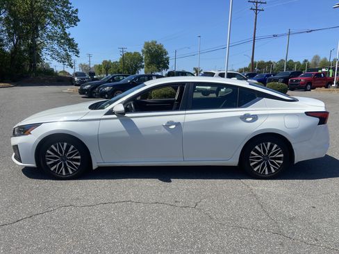 Certified 2023 Nissan Altima 2.5 SV image 7