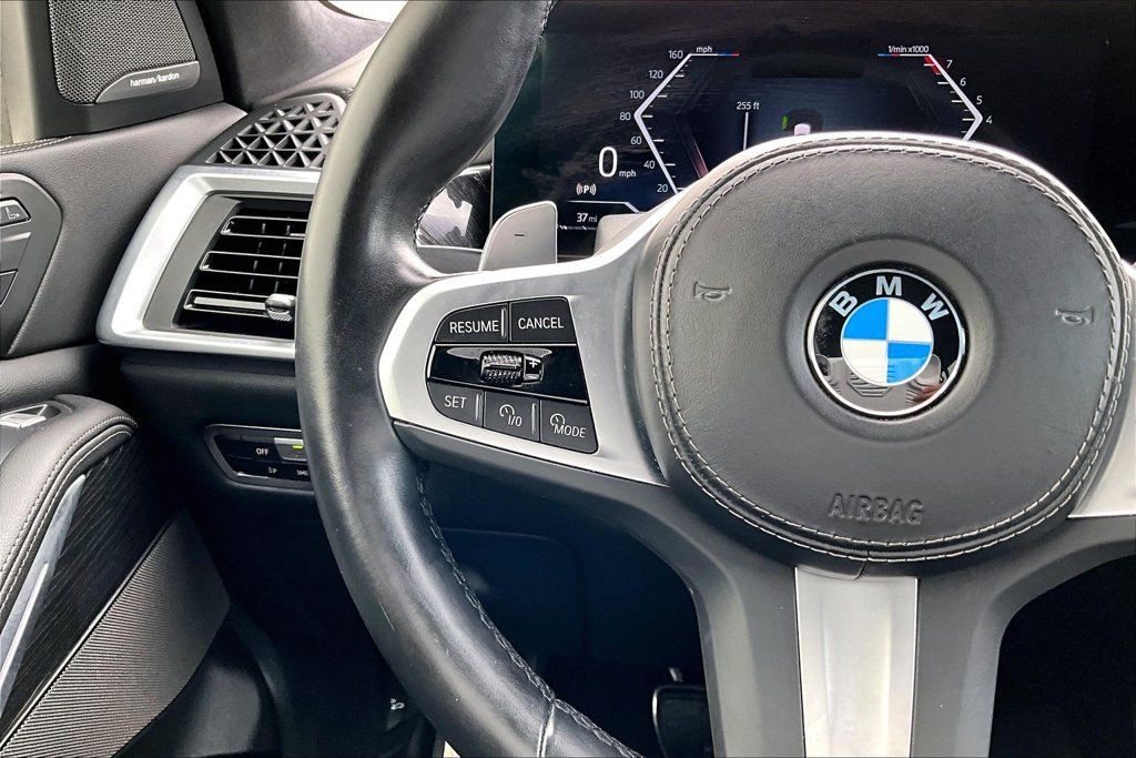 Used 2023 BMW X7 xDrive40i w/ M Sport Package AWD/4WD image 19