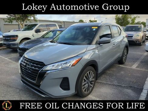 Certified 2024 Nissan Kicks SV FWD image 1