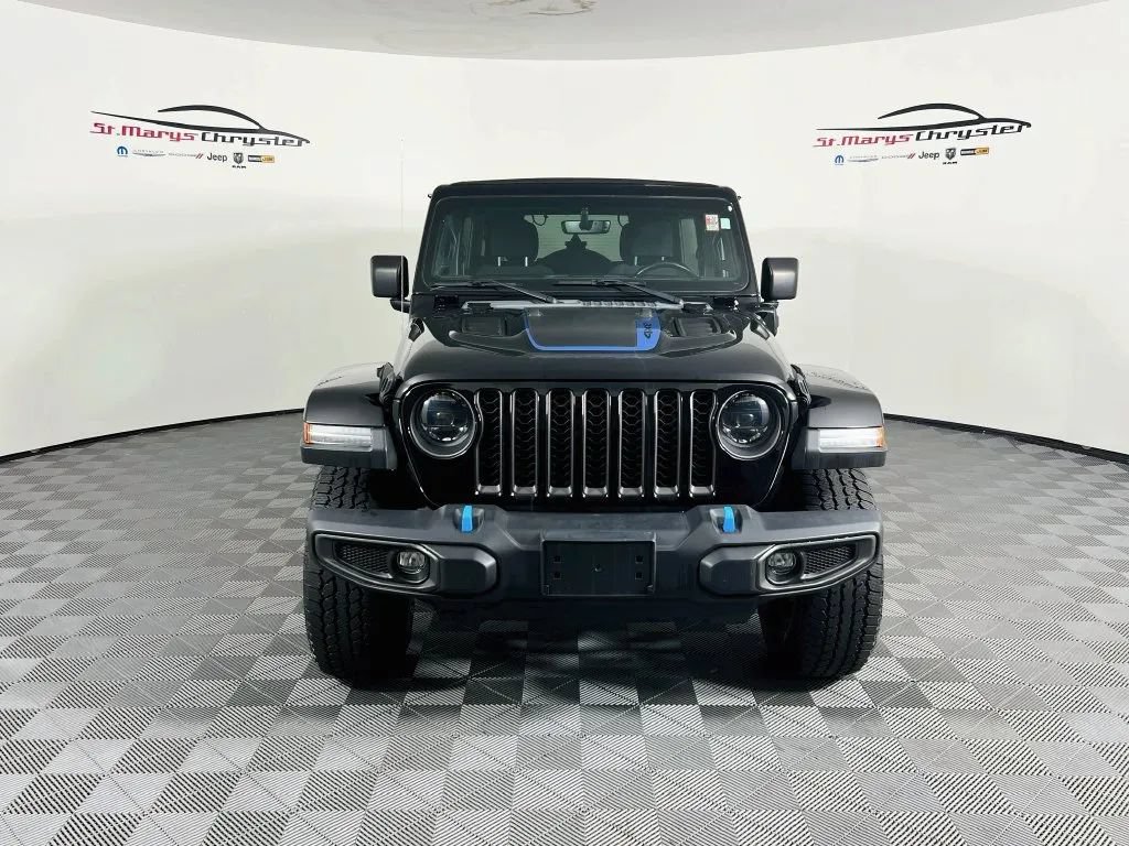 Used 2023 Jeep Wrangler Unlimited Rubicon 4xe w/ Cold Weather Group AWD/4WD image 3