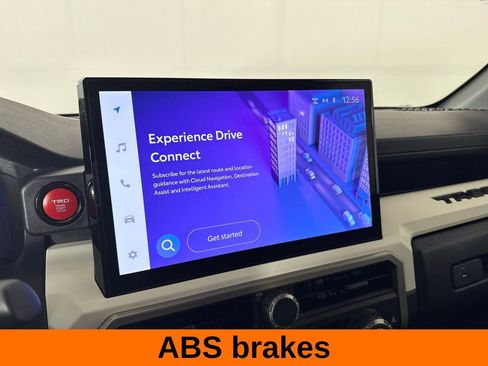 Used 2024 Toyota Tacoma TRD Off-Road image 15