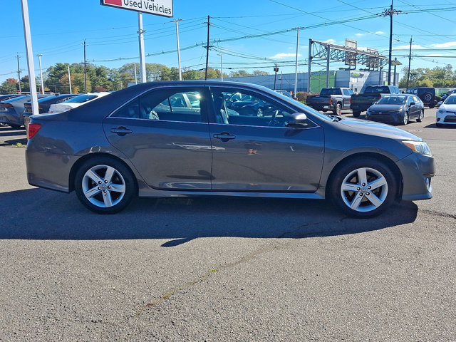 Used 2012 Toyota Camry SE FWD image 25
