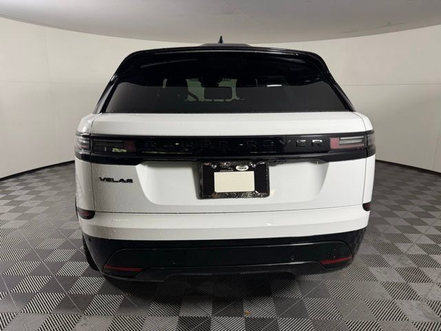 Certified 2026 Land Rover Range Rover Velar Dynamic SE AWD/4WD image 8
