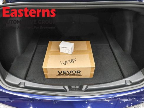 Used 2023 Tesla Model 3 Standard Range image 9