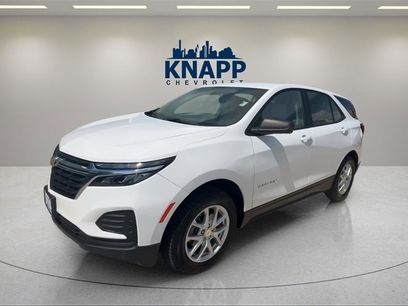 Used 2022 Chevrolet Equinox LS w/ LS Convenience Package