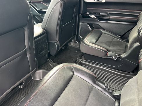 Used 2022 Ford Explorer ST-Line w/ Class IV Trailer Tow Package image 9