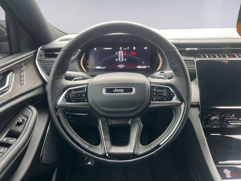 New 2025 Jeep Grand Cherokee Overland w/ Adv Protech Group III image 14