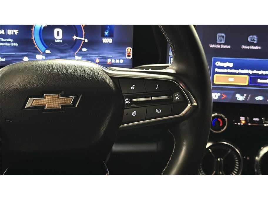 Used 2024 Chevrolet Blazer EV LT AWD/4WD image 34