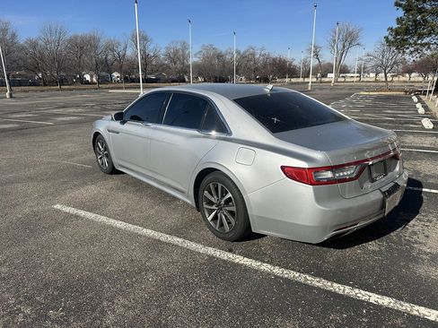 Used 2018 Lincoln Continental Premiere image 7