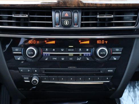 Used 2018 BMW X5 xDrive50i image 24