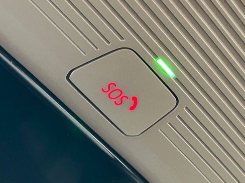 Used 2024 Volkswagen Atlas SE image 51