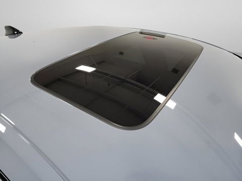 Used 2022 Honda Accord Sport image 32