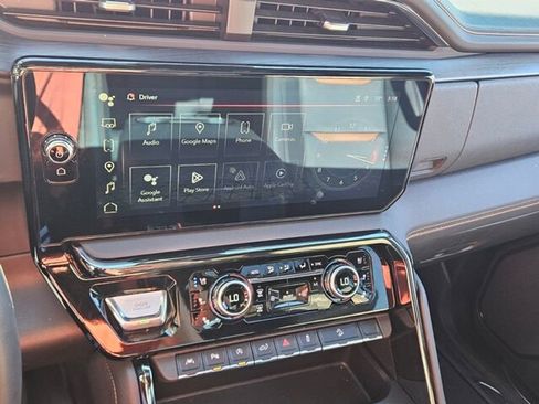 Used 2023 GMC Sierra 1500 AT4 w/ AT4 Premium Package image 22