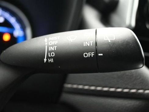 Used 2023 Toyota RAV4 LE AWD/4WD image 26