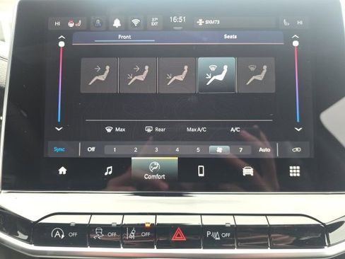 New 2026 Jeep Compass Limited image 19