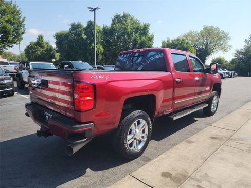 Used 2018 Chevrolet Silverado 2500 High Country w/ Duramax Plus Package image 8