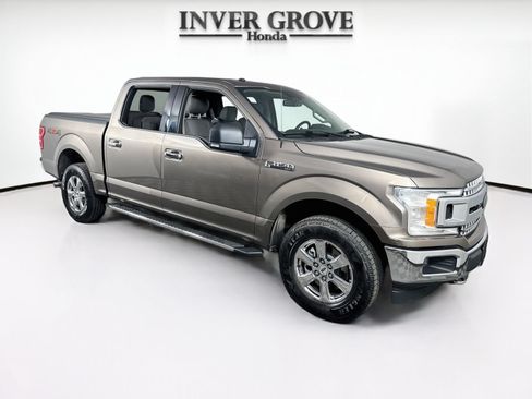 Used 2018 Ford F150 XLT w/ Equipment Group 302A Luxury AWD/4WD image 3