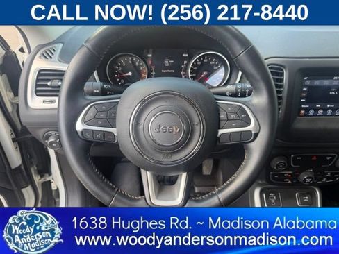 Used 2019 Jeep Compass Latitude w/ Popular Equipment Group FWD image 13
