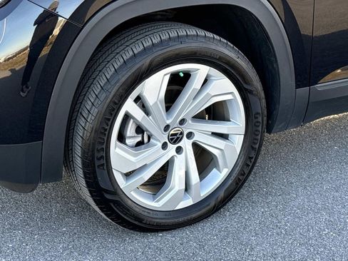 Used 2023 Volkswagen Atlas SE AWD/4WD image 30