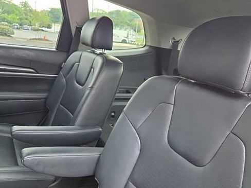 Used 2023 Kia Telluride S w/ S Sunroof Package AWD/4WD image 13