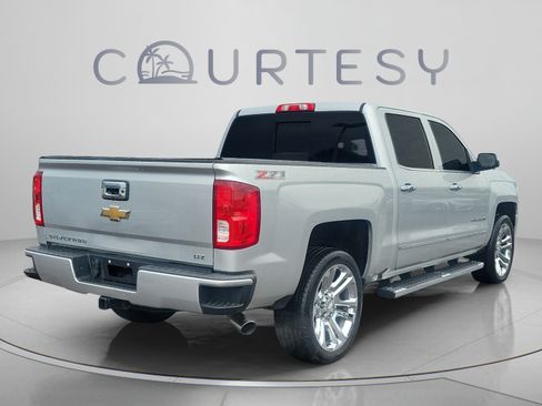 Used 2017 Chevrolet Silverado 1500 LTZ Z71 AWD/4WD image 3