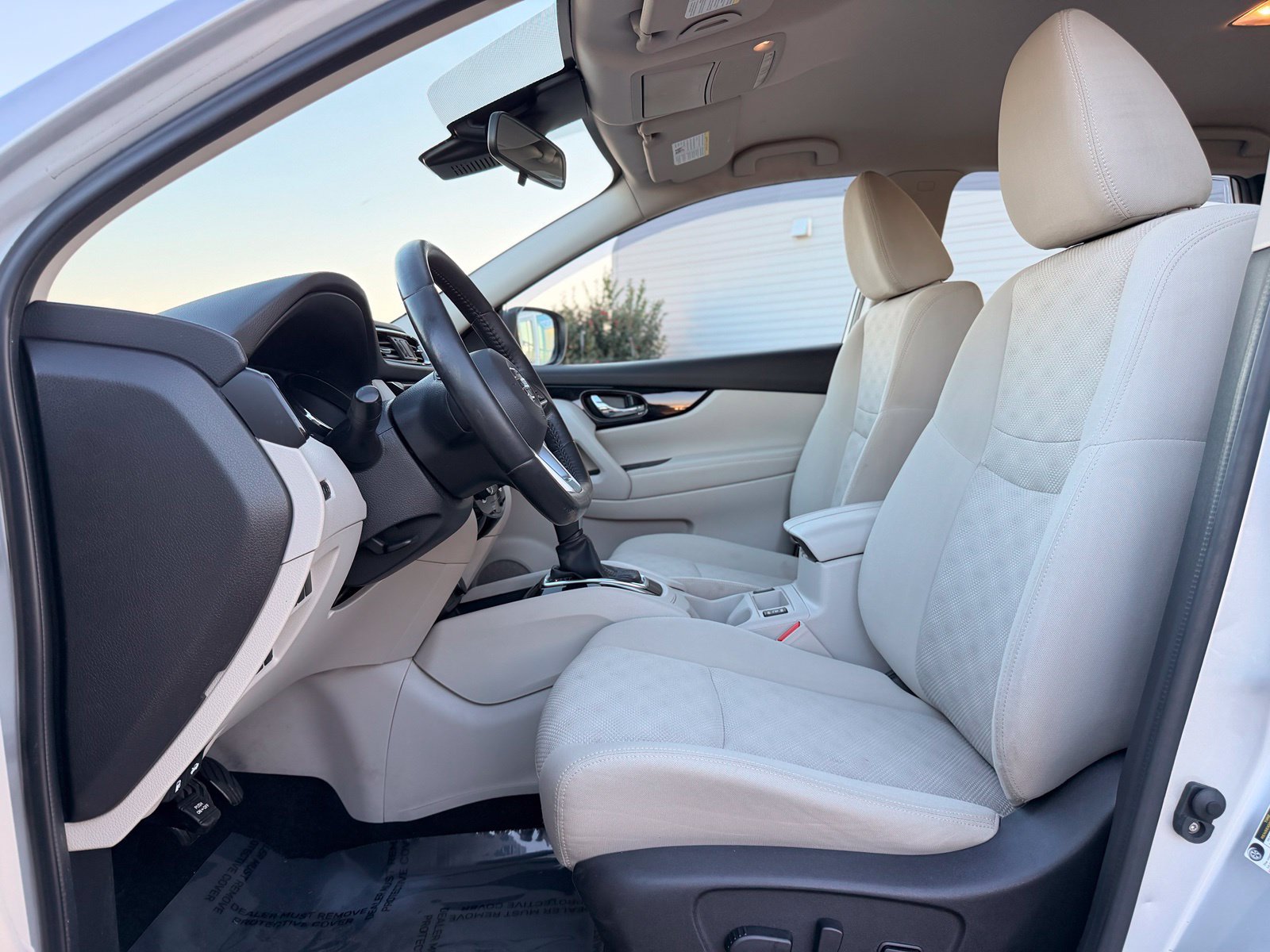 Used 2019 Nissan Rogue Sport SV w/ All-Weather Package AWD/4WD image 16