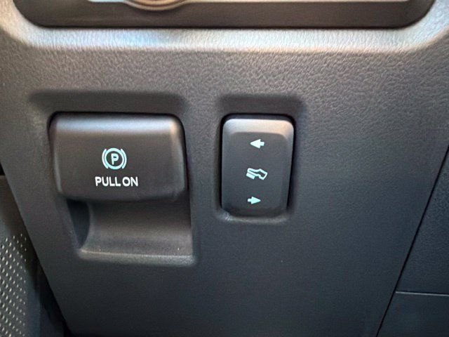 Used 2024 Ford F150 Raptor AWD/4WD image 29