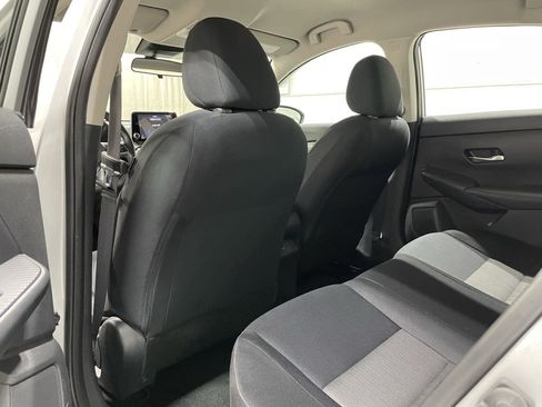 Used 2020 Nissan Sentra SV FWD image 15