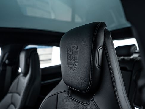 New 2025 Porsche Taycan 4S image 16