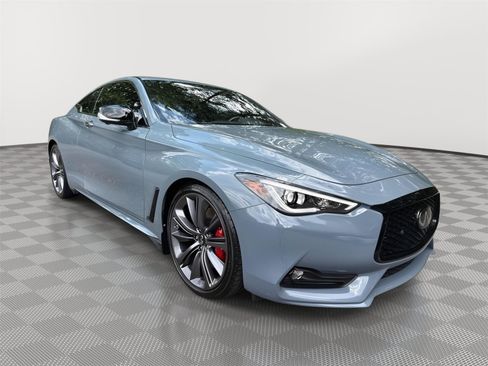 Used 2022 INFINITI Q60 Red Sport 400 w/ Cargo Package RWD image 4